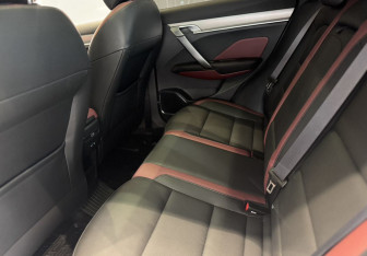Подержанный автомобиль Geely Coolray 2022 года (21 фото)