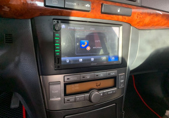 Подержанный автомобиль Toyota Avensis Sedan 2004 года (8 фото)