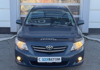 Подержанный автомобиль Toyota Corolla Sedan 2007 года (3 фото)