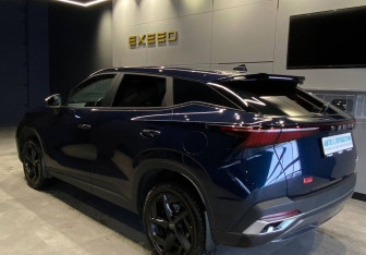 Подержанный автомобиль Omoda C5 2023 года (4 фото)