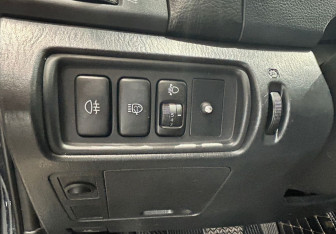 Подержанный автомобиль Toyota Camry Sedan 2003 года (13 фото)