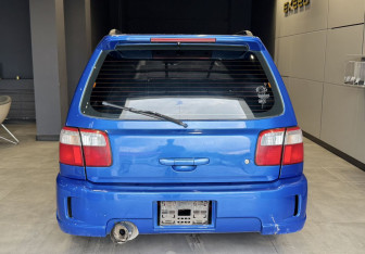 Подержанный автомобиль Subaru Forester Suv 2001 года (6 фото)