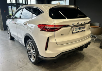 Подержанный автомобиль Haval F7 2023 года (8 фото)