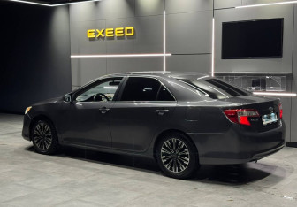 Подержанный автомобиль Toyota Camry Sedan 2013 года (5 фото)