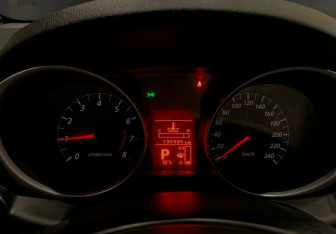 Подержанный автомобиль Mitsubishi ASX 2014 года (11 фото)