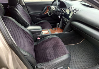 Подержанный автомобиль Toyota Camry Sedan 2008 года (13 фото)
