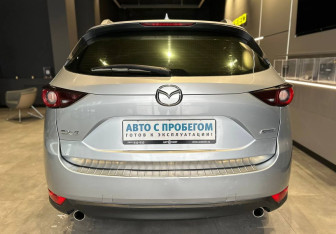 Подержанный автомобиль Mazda CX-5 2019 года (5 фото)