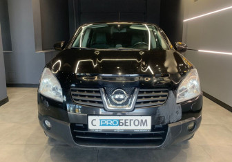 Подержанный автомобиль Nissan Qashqai 2008 года (3 фото)