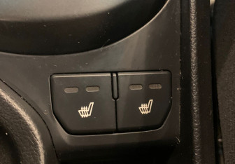 Подержанный автомобиль Kia Rio Hatchback 2014 года (12 фото)