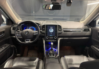 Подержанный автомобиль Renault Koleos 2018 года (12 фото)