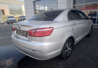 Подержанный автомобиль Lifan Solano 2016 года (5 фото)