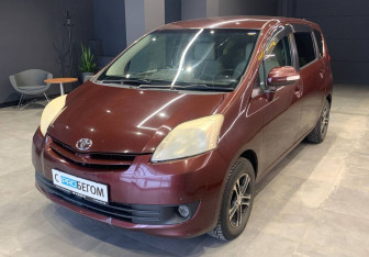 Подержанный автомобиль Toyota Passo Sette 2009 года (4 фото)
