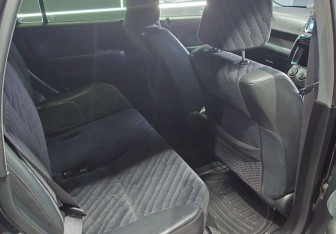 Подержанный автомобиль Honda CR-V 2002 года (15 фото)