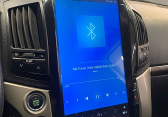 Подержанный автомобиль Toyota Land Cruiser Suv 2009 года (16 фото)