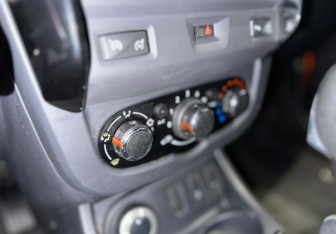 Подержанный автомобиль Renault Duster 2018 года (14 фото)