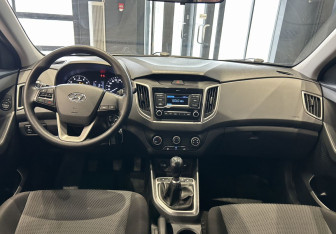Подержанный автомобиль Hyundai Creta 2020 года (12 фото)