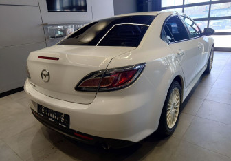 Подержанный автомобиль Mazda 6 Sedan 2012 года (7 фото)