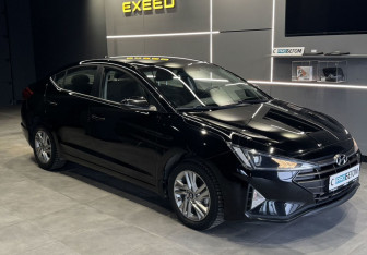 Подержанный автомобиль Hyundai Elantra Sedan 2019 года (4 фото)