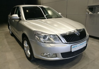 Подержанный автомобиль Skoda Octavia Liftback 2010 года (4 фото)