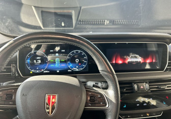 Подержанный автомобиль Hongqi HS5 2024 года (11 фото)