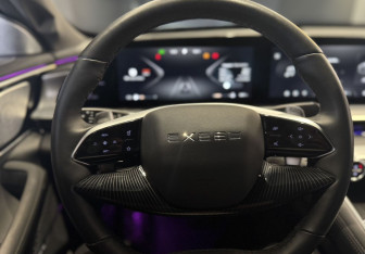 Подержанный автомобиль Exeed TXL 2024 года (11 фото)