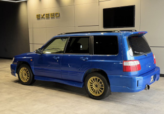 Подержанный автомобиль Subaru Forester Suv 2001 года (7 фото)
