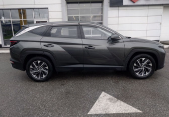 Подержанный автомобиль Hyundai Tucson 2022 года (15 фото)