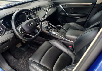Подержанный автомобиль Geely Atlas Pro 2021 года (8 фото)