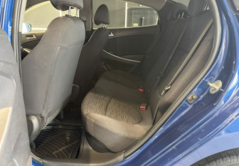 Подержанный автомобиль Hyundai Solaris Sedan 2016 года (8 фото)