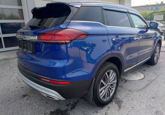 Подержанный автомобиль Geely Atlas Pro 2021 года (6 фото)