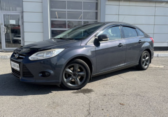Подержанный автомобиль Ford Focus Sedan 2014 года (1 фото)