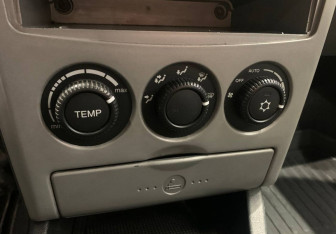 Подержанный автомобиль LADA (ВАЗ) Priora Hatchback 2010 года (10 фото)