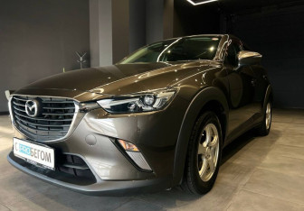 Подержанный автомобиль Mazda CX-3 2015 года (4 фото)