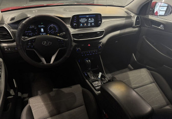 Подержанный автомобиль Hyundai Tucson 2018 года (8 фото)