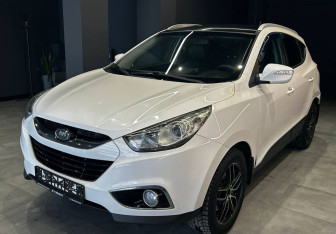 Подержанный автомобиль Hyundai ix35 2011 года (4 фото)