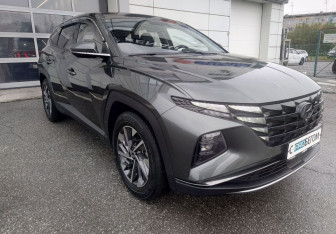 Подержанный автомобиль Hyundai Tucson 2022 года (14 фото)
