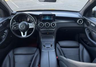 Подержанный автомобиль Mercedes-Benz GLC Coupe 2020 года (11 фото)