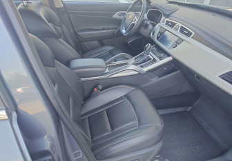 Подержанный автомобиль Geely Atlas 2021 года (11 фото)