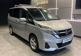 Подержанный автомобиль Nissan Serena Minivan 2017 года (4 фото)