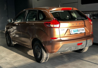 Подержанный автомобиль LADA (ВАЗ) XRAY 2018 года (6 фото)