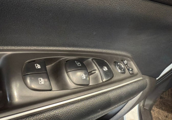 Подержанный автомобиль Renault Koleos 2018 года (17 фото)