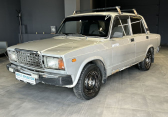Подержанный автомобиль LADA (ВАЗ) 2107 2011 года (2 фото)