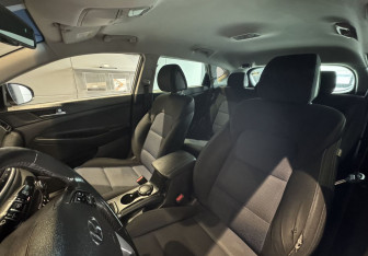 Подержанный автомобиль Hyundai Tucson 2016 года (11 фото)