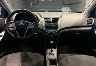 Подержанный автомобиль Hyundai Solaris Sedan 2016 года (12 фото)