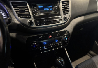 Подержанный автомобиль Hyundai Tucson 2016 года (13 фото)