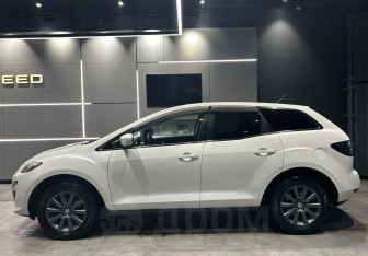 Подержанный автомобиль Mazda CX-7 2011 года (8 фото)