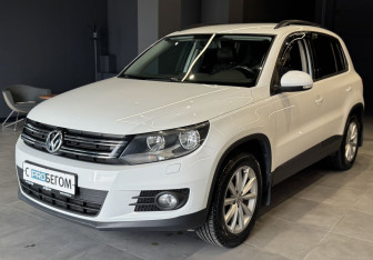 Подержанный автомобиль Volkswagen Tiguan 2016 года (2 фото)