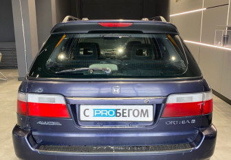 Подержанный автомобиль Honda Orthia 1996 года (6 фото)