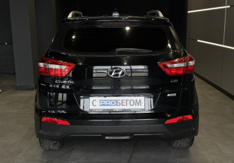 Подержанный автомобиль Hyundai Creta 2018 года (6 фото)