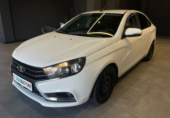 Подержанный автомобиль LADA (ВАЗ) Vesta Sedan 2019 года (2 фото)